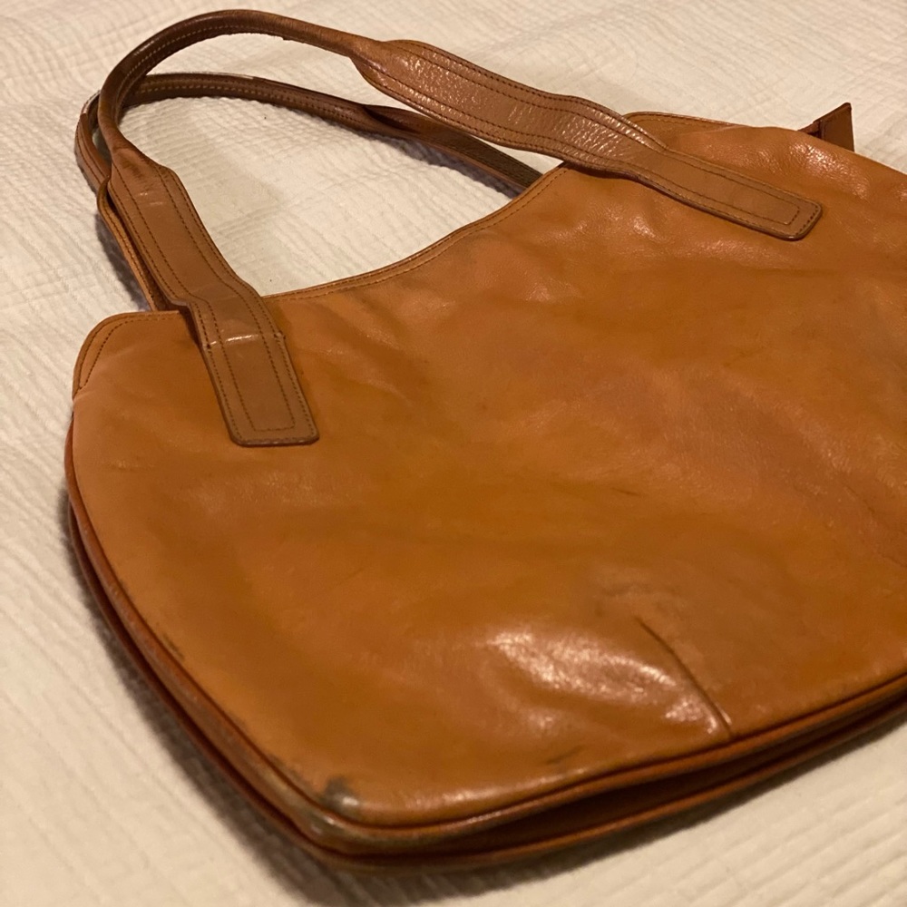 HOBO soft tan/brown leather shoulder bag purse - Picture 6 of 7